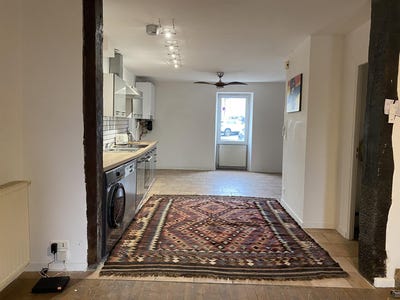 /international/fr/montcuq-en-quercy-blanc-midi-pyrenees-310098445814/