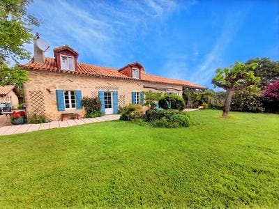 /international/fr/lauzun-aquitaine-310099951476/?lang=zh-tw