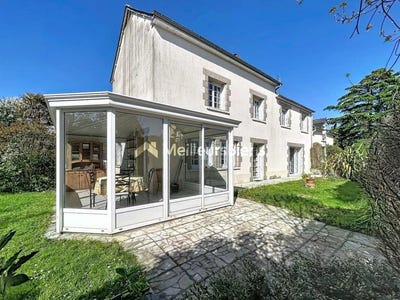 /international/fr/montreuil-le-gast-brittany-310107222365/