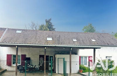 /international/fr/nargis-centre-val-de-loire-310108559921/