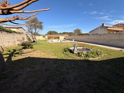 /international/fr/lansargues-languedoc-roussillon-310106606087/