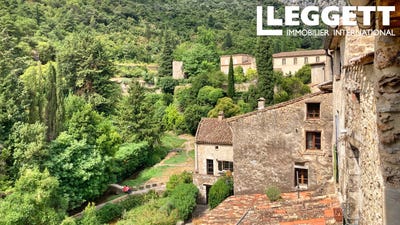 /international/fr/saint-guilhem-le-desert-languedoc-roussillon-310108990140/
