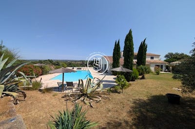 /international/fr/uzes-languedoc-roussillon-310100903248/?lang=zh-cn