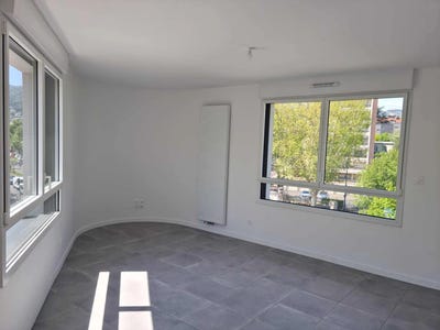 /international/fr/141-boulevard-lavoisier-clermont-ferrand-auvergne-310103044826/