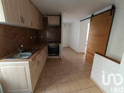 /international/fr/nevian-languedoc-roussillon-310106686877/