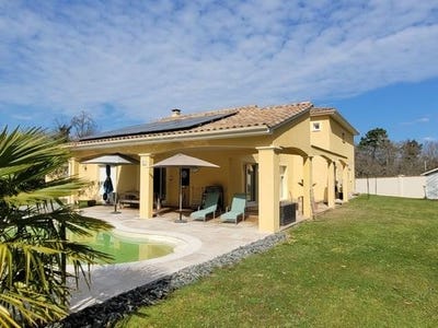 /international/fr/neuvic-aquitaine-120098368453/