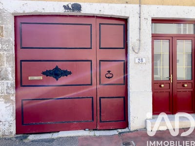 /international/fr/jargeau-centre-val-de-loire-310108619540/