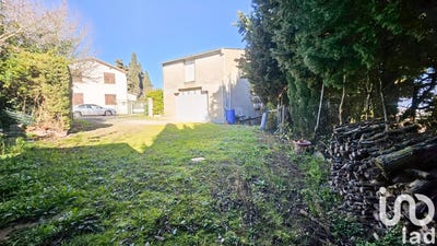 /international/fr/villasavary-languedoc-roussillon-310097539343/?lang=en