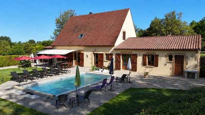 /international/fr/castelnaud-la-chapelle-aquitaine-310108677557/?lang=pt
