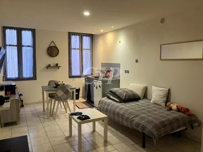 /international/fr/salernes-provence-alpes-cote-d-azur-310098890392/
