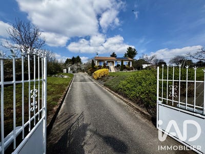 /international/fr/saint-chamond-auvergne-rhone-alpes-310109093570/