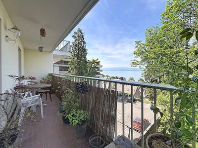 /international/fr/evian-les-bains-rhone-310107816984/