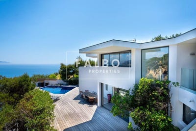 /international/fr/ensues-la-redonne-provence-alpes-cote-d-azur-310100496859/