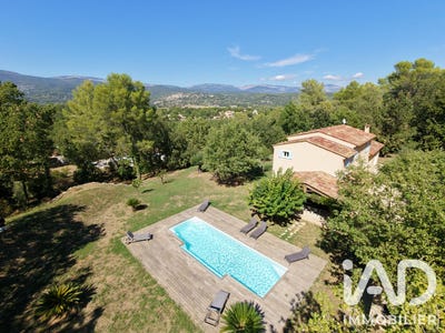 /international/fr/fayence-provence-alpes-cote-d-azur-310110263170/