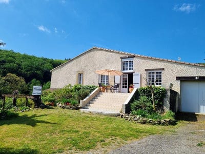 /international/fr/pomy-languedoc-roussillon-310107582840/