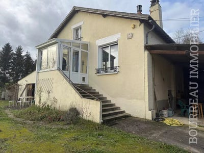 /international/fr/21-rue-de-l-erable-joigny-burgundy-310098892614/