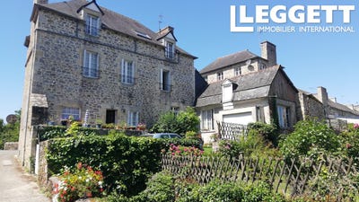 /international/fr/jugon-les-lacs-commune-nouvelle-brittany-310099355051/