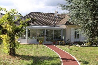 /international/fr/autun-burgundy-310102488748/