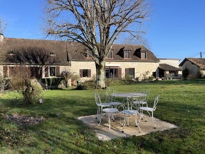 /international/fr/coulaures-aquitaine-310106069039/