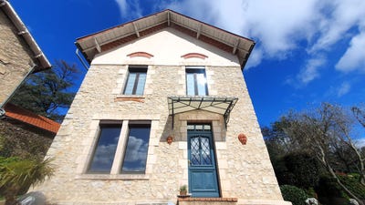 /international/fr/villefranche-de-rouergue-midi-pyrenees-310108454191/