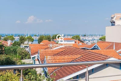 /international/fr/arcachon-aquitaine-310120071355/