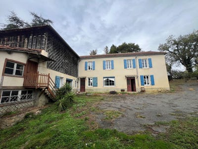 /international/fr/mirande-midi-pyrenees-310105790658/