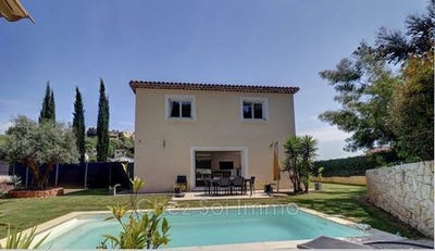 /international/fr/pegomas-provence-alpes-cote-d-azur-310109238368/