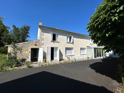 /international/fr/niort-charente-310101467371/?lang=es