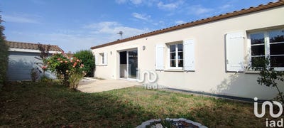 /international/fr/fontenay-le-comte-pays-de-la-loire-310100431639/