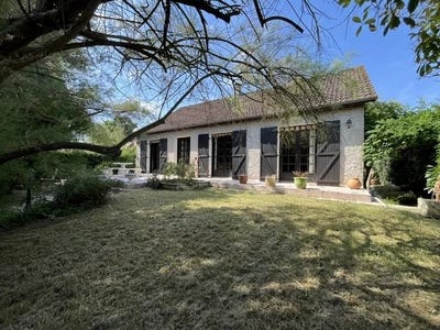 /international/fr/varennes-vauzelles-burgundy-310108870035/