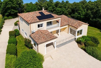 /international/fr/saint-lary-midi-pyrenees-310108526273/