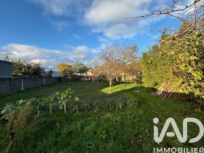/international/fr/sainte-luce-sur-loire-pays-de-la-loire-310103684003/