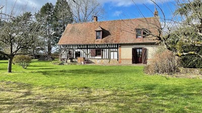 /international/fr/les-baux-de-breteuil-upper-normandy-310105764120/
