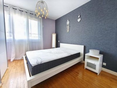 /international/fr/saint-etienne-rhone-310103541282/