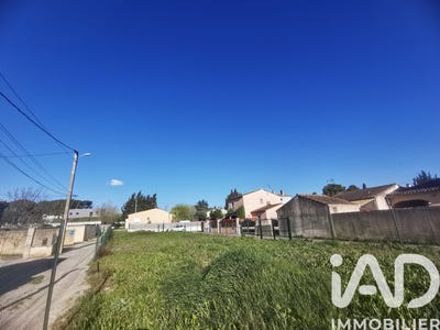 /international/fr/entraigues-sur-la-sorgue-provence-alpes-cote-d-azur-310106966237/