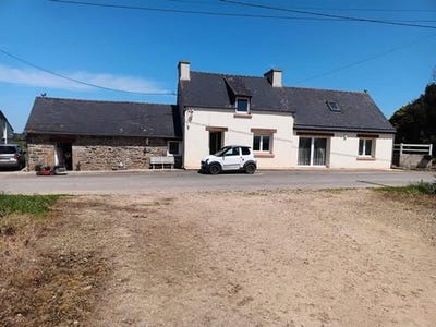 /international/fr/saint-vougay-brittany-310105140478/