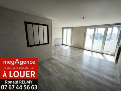 /international/fr/la-roche-sur-yon-pays-de-la-loire-310107374852/