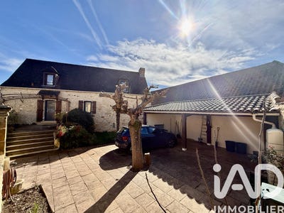 /international/fr/saint-martial-de-nabirat-aquitaine-310105649533/