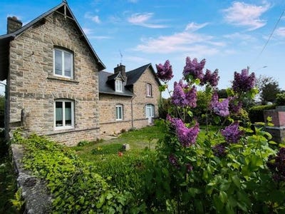 /international/fr/ploumilliau-brittany-310107564029/