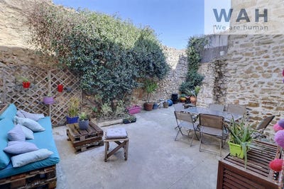 /international/fr/lunel-languedoc-roussillon-310107238886/