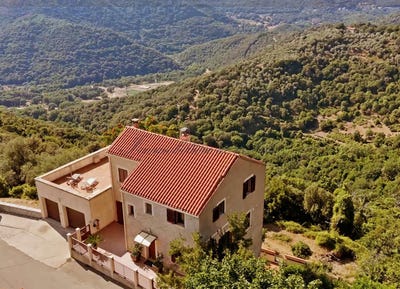 /international/fr/sainte-lucie-de-tallano-corsica-310106838697/