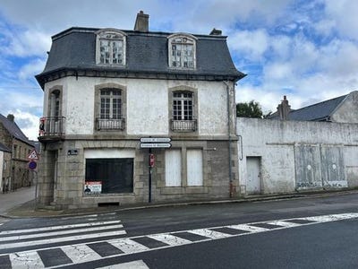 /international/fr/saint-pol-de-leon-brittany-310100611835/