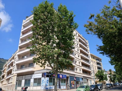 /international/fr/toulon-charente-310107886918/