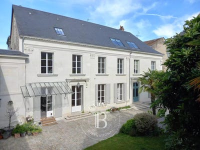 /international/fr/chatellerault-charente-310100606915/