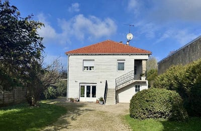 /international/fr/lezay-charente-310109022953/?lang=it