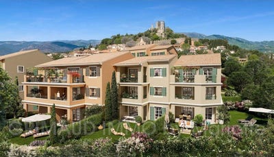 /international/fr/grimaud-provence-alpes-cote-d-azur-310100713816/
