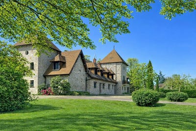 /international/fr/anet-centre-val-de-loire-310107275685/