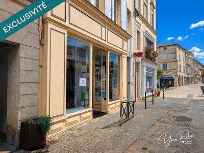 /international/fr/saint-jean-d-angely-charente-310108136578/