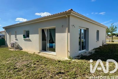 /international/fr/fouquebrune-charente-310108808626/