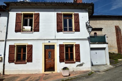 /international/fr/fronton-midi-pyrenees-310101209236/